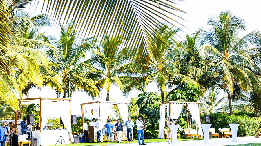 Poolside Event ficlpf
