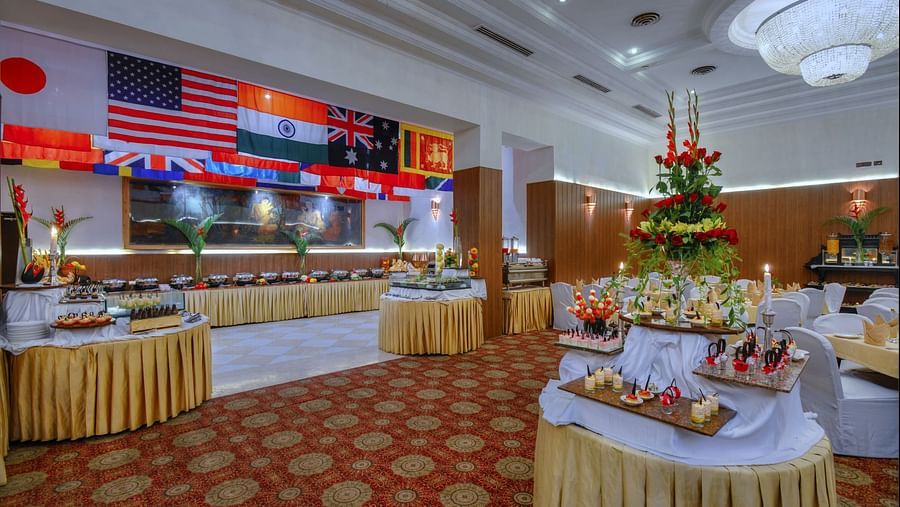 Clarks Varanasi - the sitting area at Central Hall in Varanasi 1