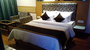 Maurya Hotel, Bangalore Bangalore Deluxe Room Hotel Maurya Bangalore 3