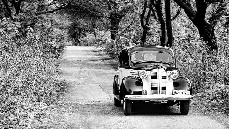Vintage car ride 1