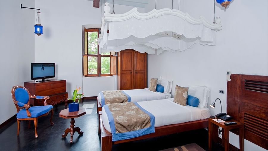 Room 8