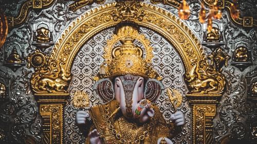 ganesha idol at a temple in mumbai