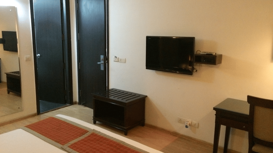 Emblem Hotel, NFC, New Delhi New Delhi NCR Executive Room Emblem Hotel NFC New Delhi 2