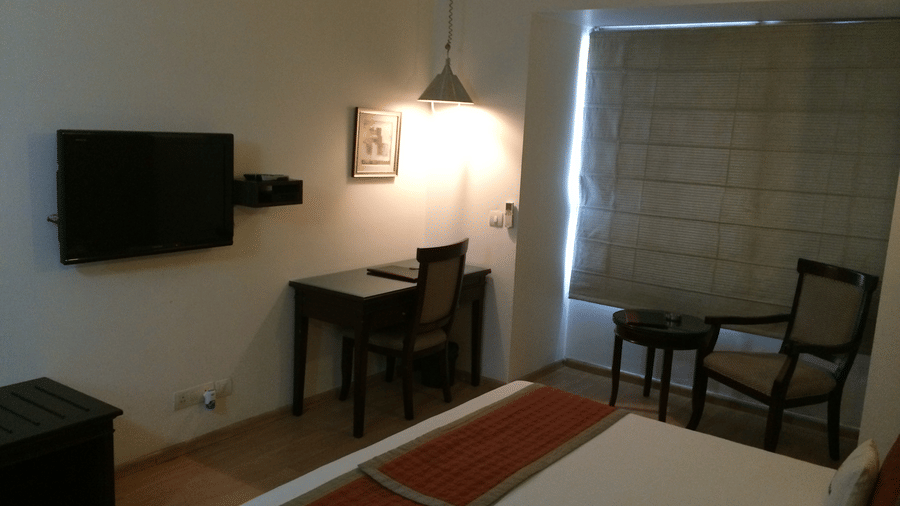 Emblem Hotel, NFC, New Delhi New Delhi NCR Executive Room Emblem Hotel NFC New Delhi 4