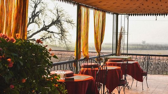 Dining - Upper Deck