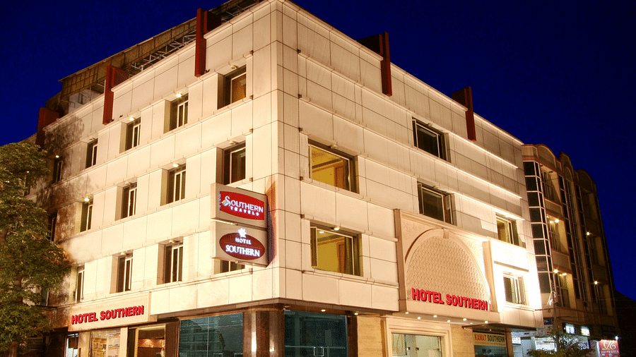 Hotel Southern 12