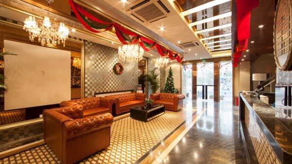 Smart-Ways-To-Improve-Your-Hotel-Booking-Experience