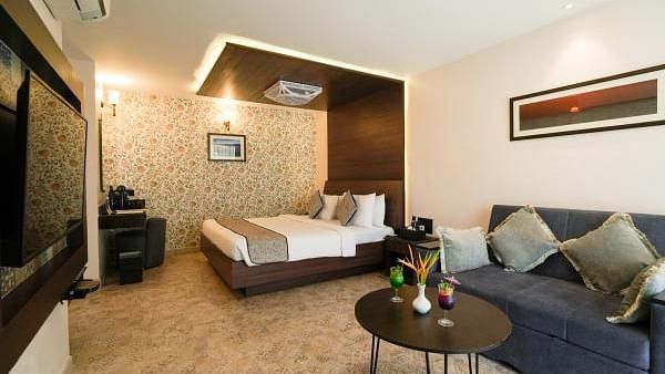 Deluxe Seaside Room with Private Sitout 9