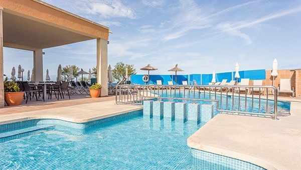 10-Hotel-Trends-To-Shape-Your-Guests-Experience-In-2017-2