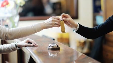 10-Basic-Things-a-Hotel-Must-Offer-Guests