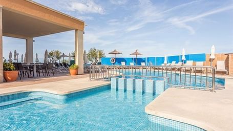 10-Hotel-Trends-To-Shape-Your-Guests-Experience-In-2017-2