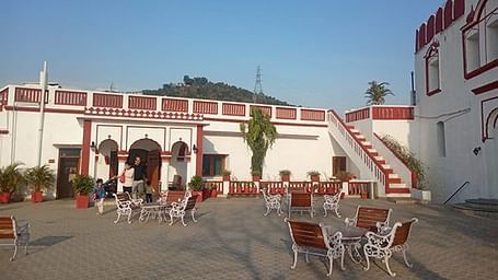 An image of a veranda at The Fort