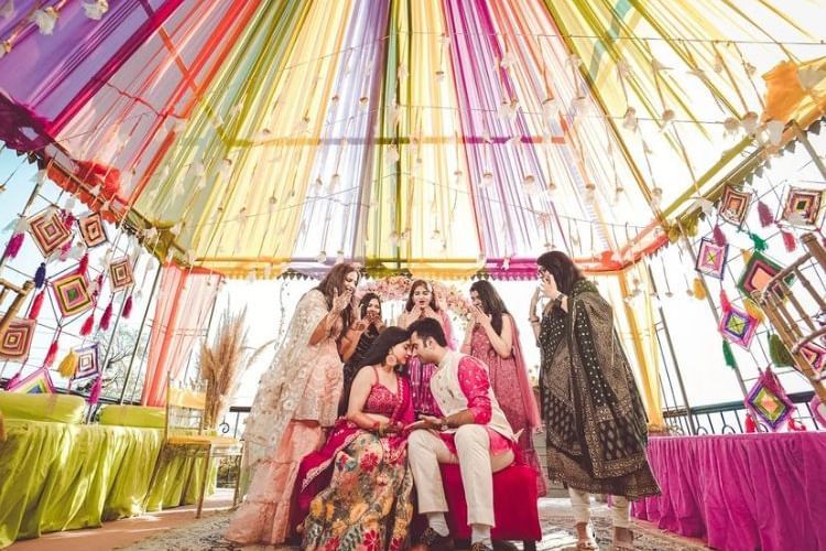 Upper Deck - Wedding Decor