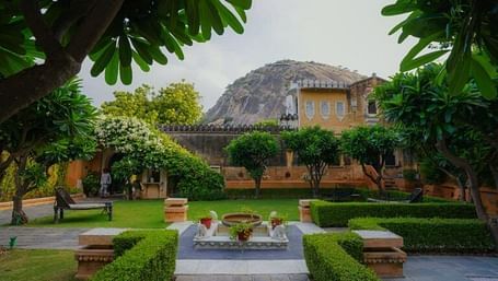 A lawn at Rawla Narlai in Pali