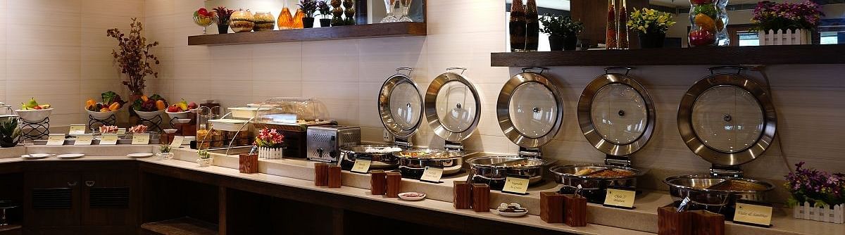 Buffet of breakfast items at Shervani Nehru Place, New Delhi