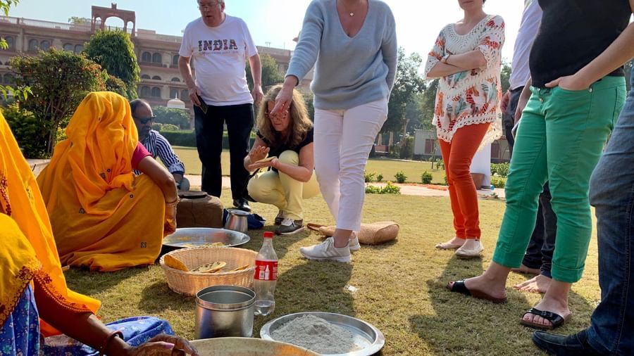 Shaimana Theme - Lunch at the Lawns - Dining 1