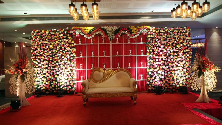 SENATOR STAGE