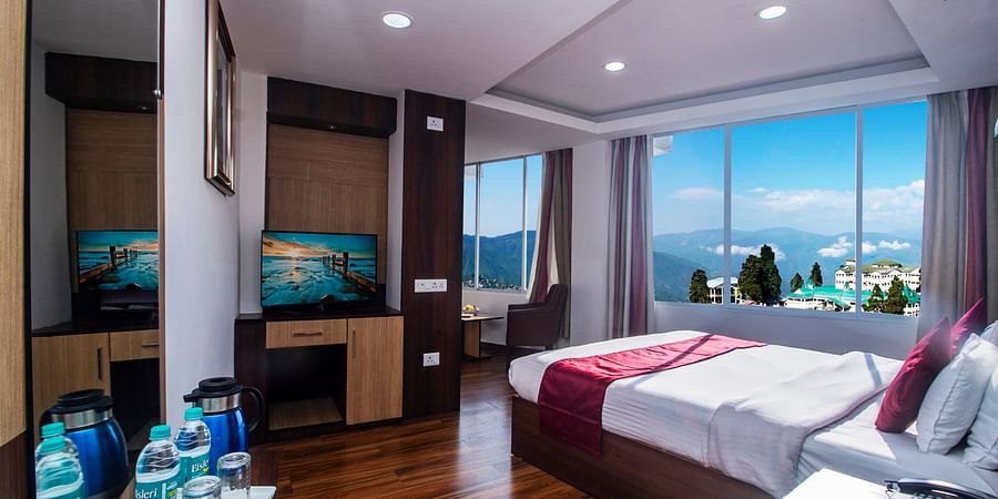 12 Superior Room 2