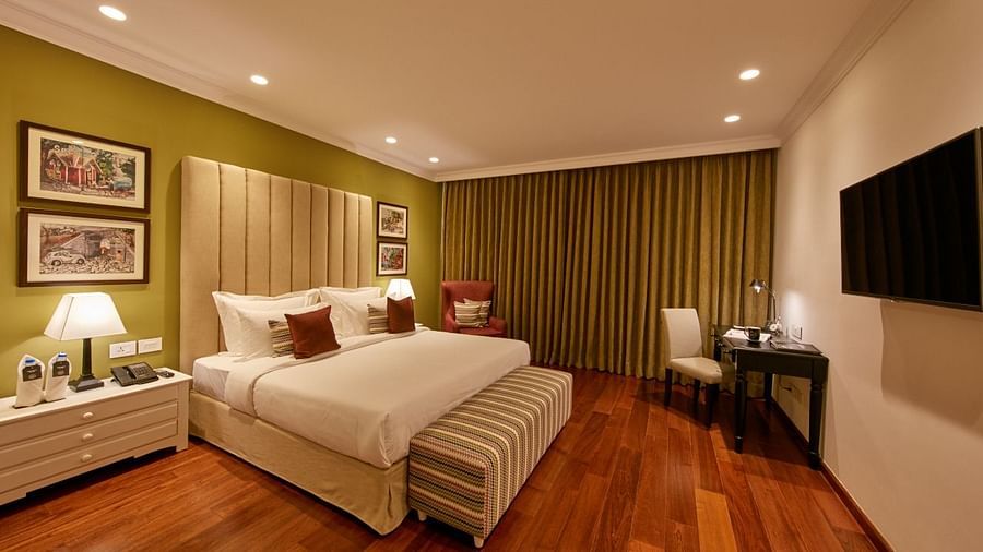 luxury hotel rooms in whitefield at The Waverly