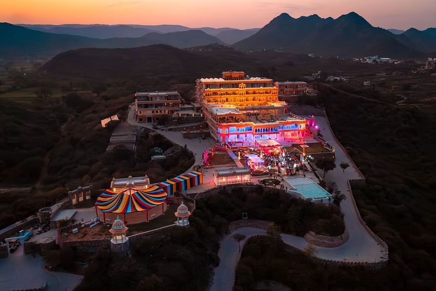 Aerial view of Fateh Vilas Resort and Restaurant in Udaipur at sunset at Fateh Vilas Collection Udaipur