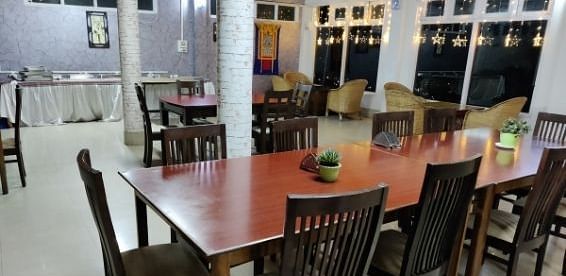 1613649944064Restaurants in Dirang