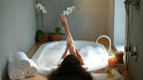jungles jacuzzi duck
