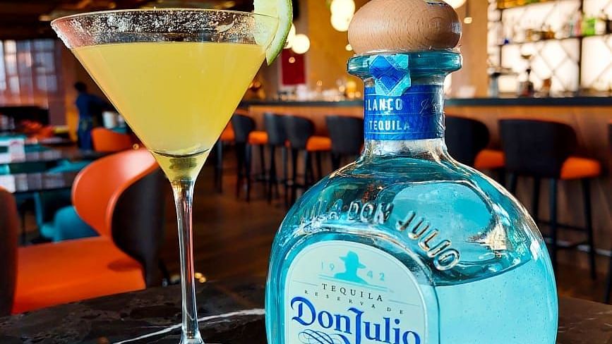 Drinks served at Asiatic Lounge 8