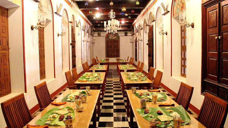 Dining arrangement at Visiri Hall - Chidambara Vilas