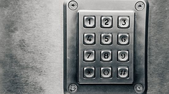 rc-xyz-nft-gallery-eNxYF6cexYU-unsplash