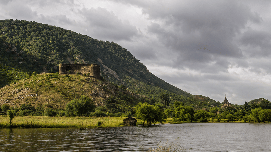 Ajabgarh Lake and Reservioir - Surya Bagh Ajabgarh-Excursions