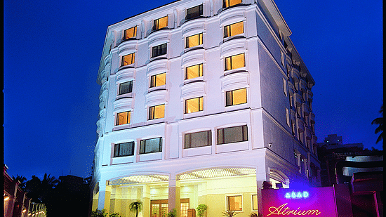 Abad Atrium iii