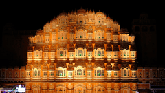 Night view of the well-lit hawa mahal