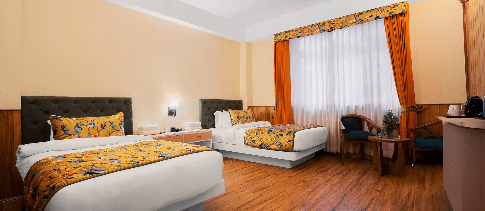 DELUXE TWIN BED