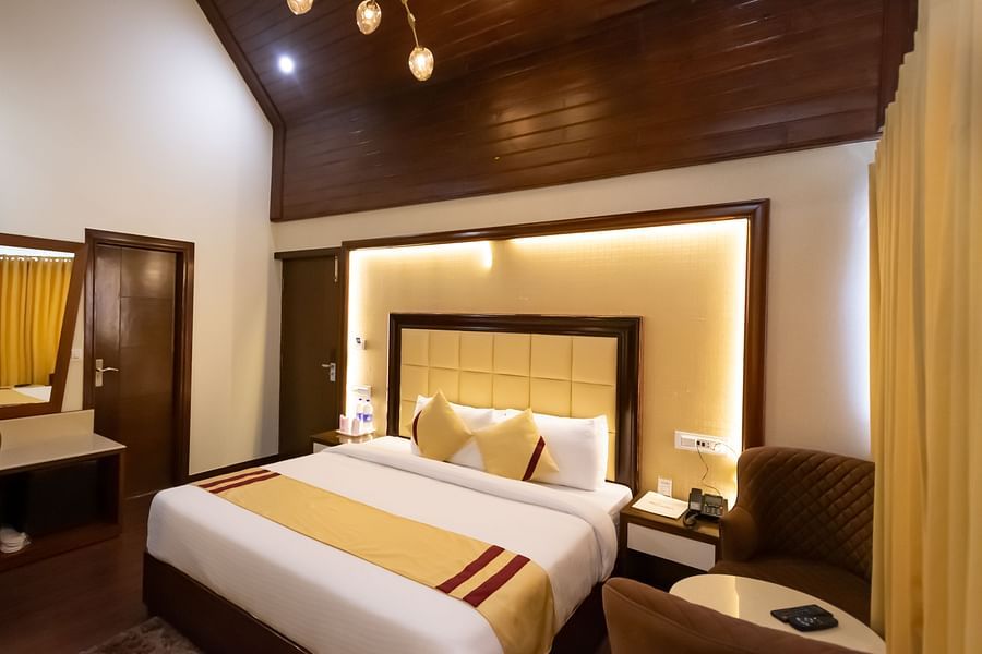 Superior Deluxe at The Highland Park Manali 7