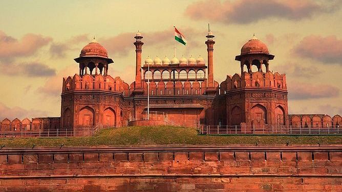 red-fort-udman-hotels