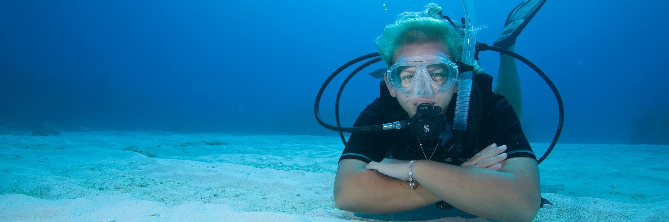 PADI Divemaster 02 image