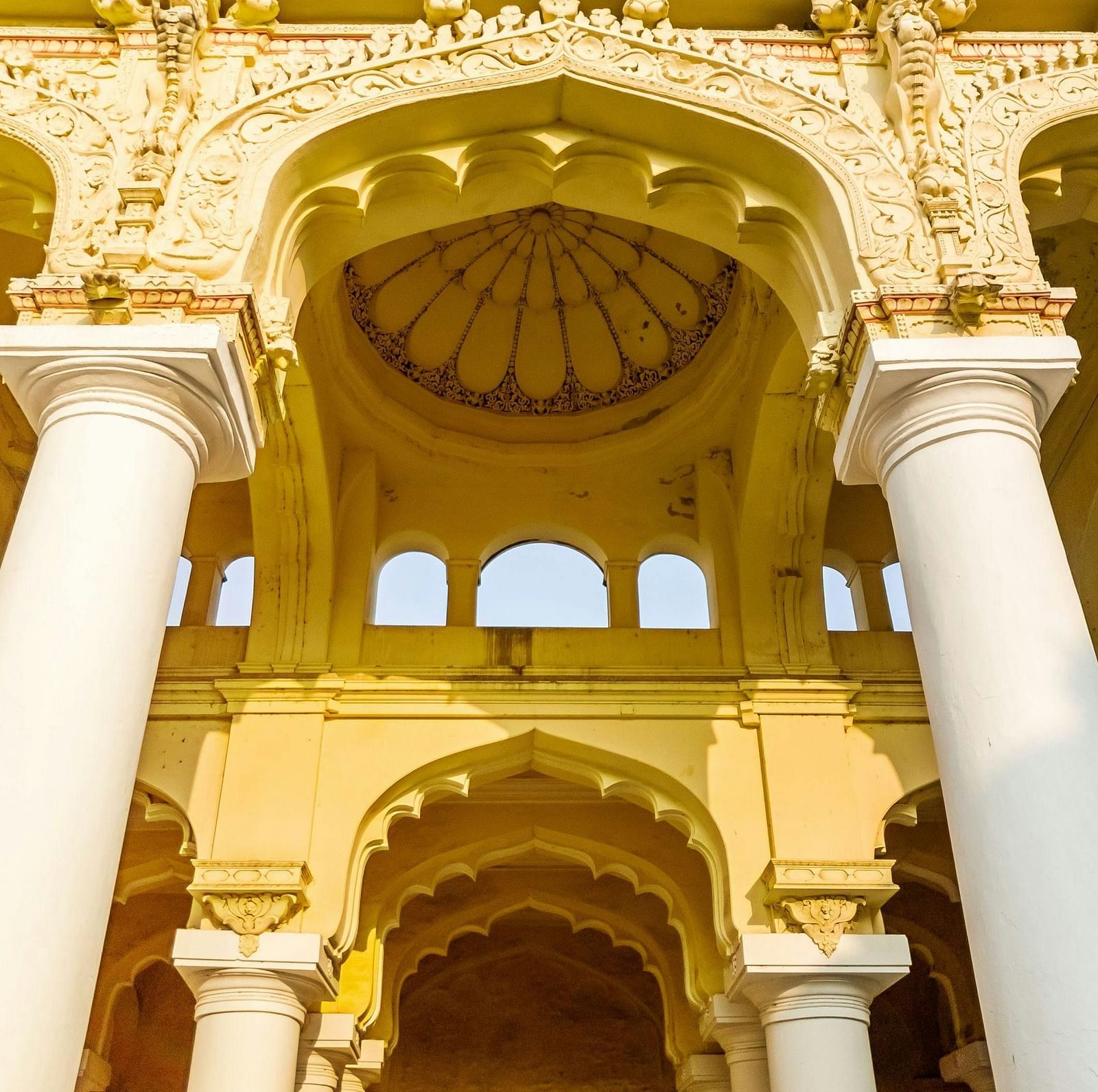 thirumalai nayakkar mahal in madurai