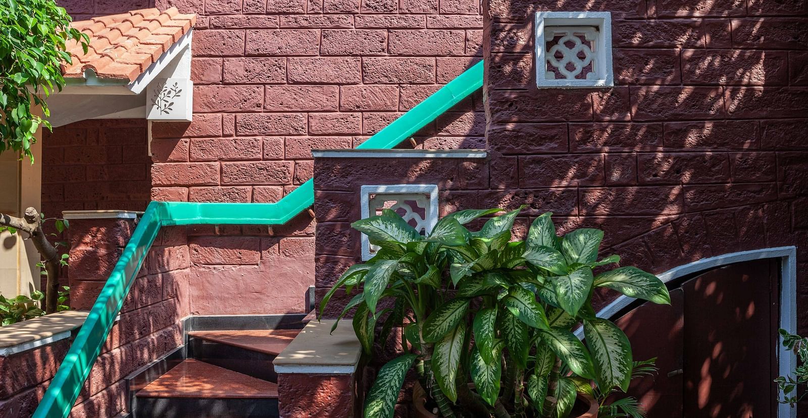 stairs leading to the higher floors - Mayfair Heritage, Puri 1