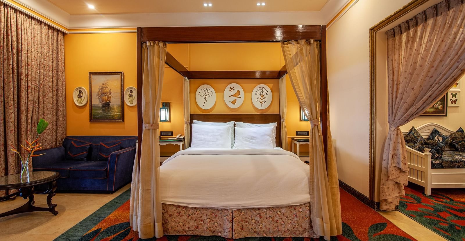 frontal view of the king size bed - Mayfair Palm Beach Resort, Gopalpur-on-Sea