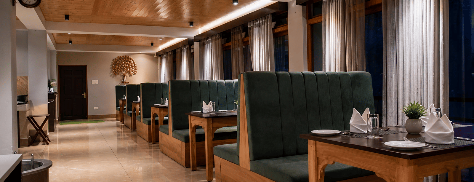 Valmere Bayul Restaurant 1