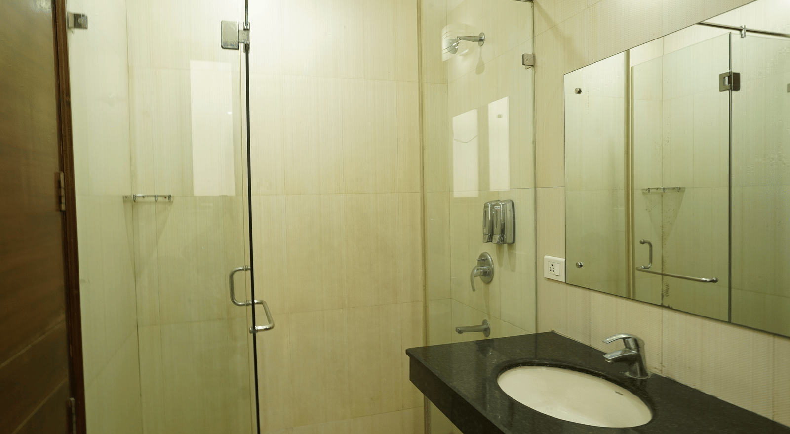 Rooms at our hotel in Gurgaon 21