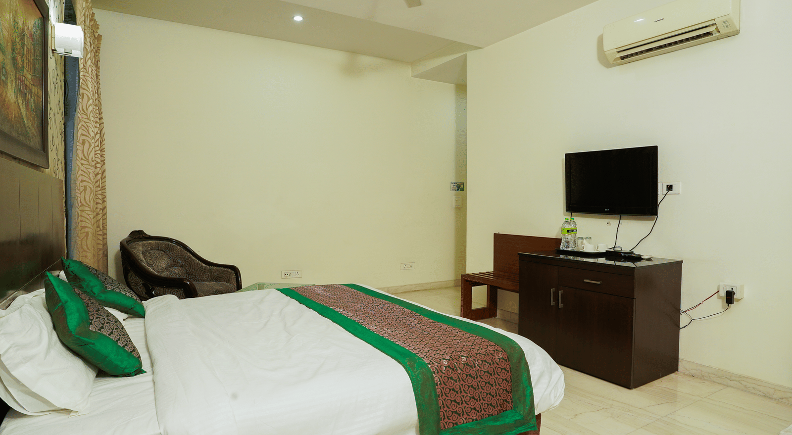 Rooms at our hotel in Gurgaon 31