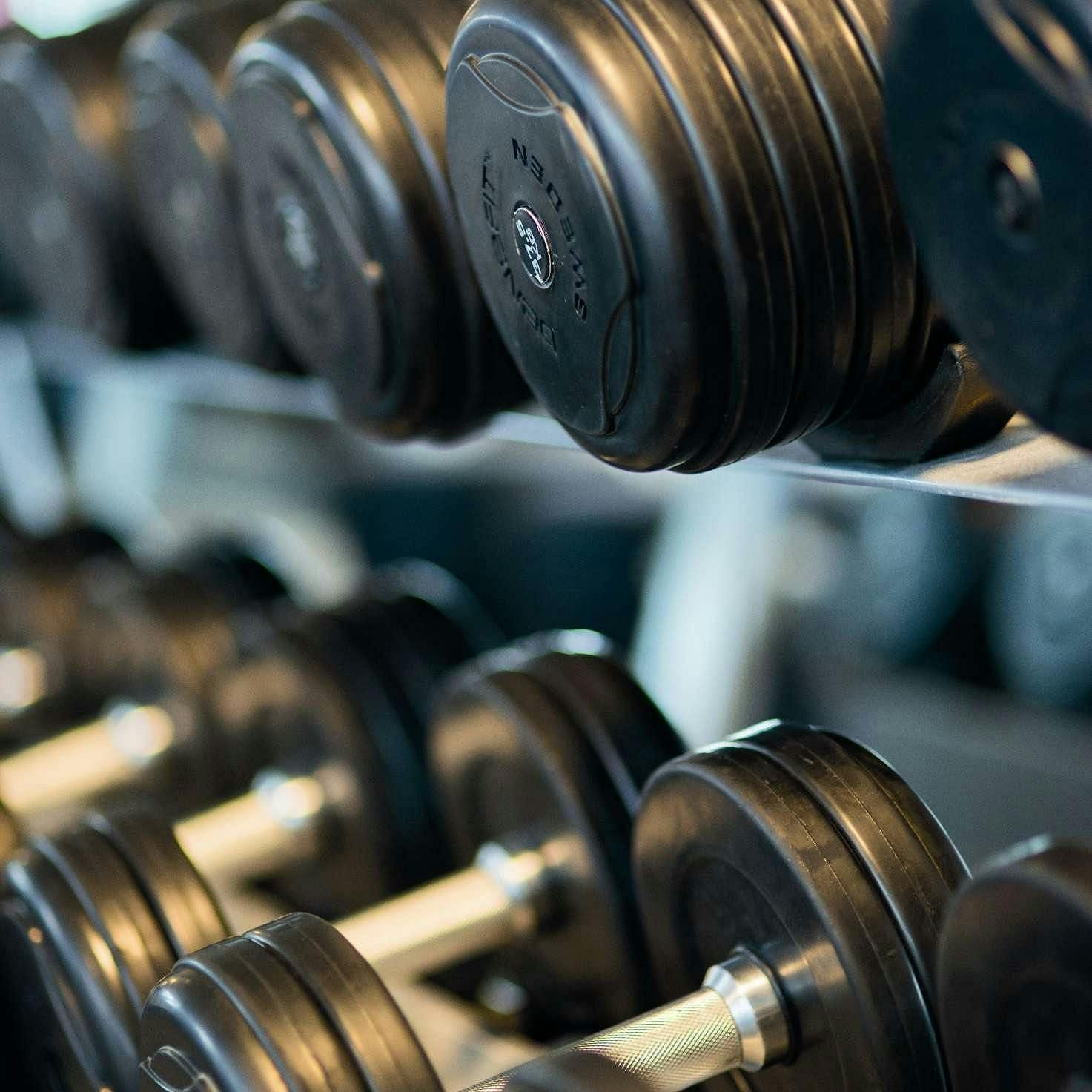 Gym equipments arranged one after other