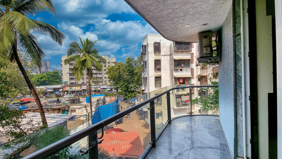Home2 Suites & Service Apartments, Mumbai Airport featuring a view from the balcony of one of our rooms in Mumbai