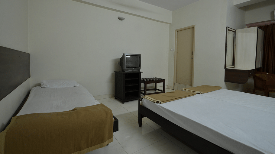 Hotel Maya Deluxe, MG Road, Secunderabad Secunderabad Super Deluxe Room Hotel Maya Deluxe MG Road Secunderabad 1