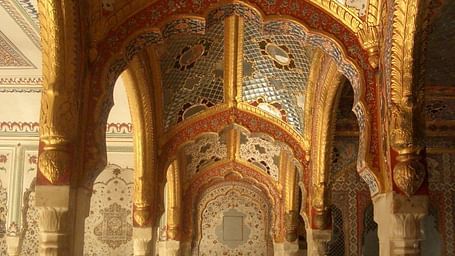 Chomu Palace Old Durbar Hall and Sheesh Mahal 2005 View 5 CIMG1792