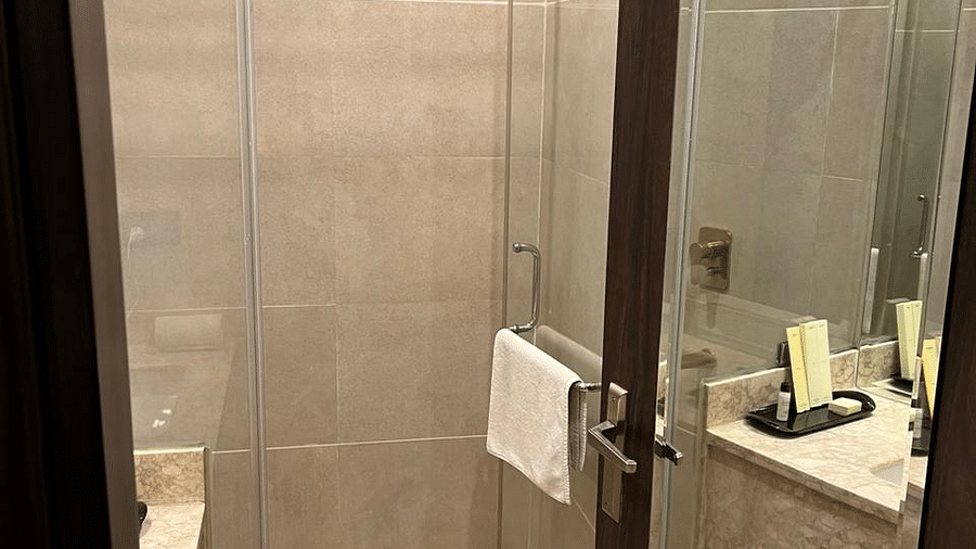 Deluxe room - Bathroom 1