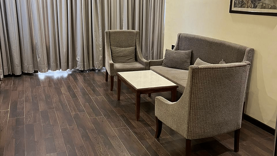 Deluxe Room - Living room 1