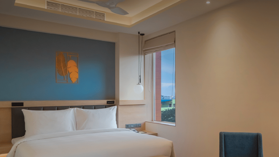 Weekend Package Social Media-01