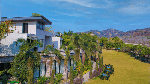Luxury resort in jim corbett